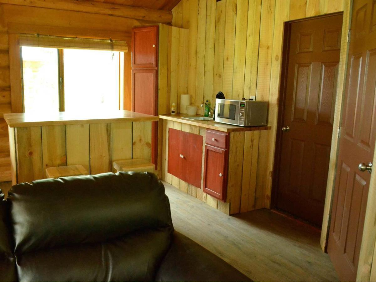 Rock Lake Lodge Rock Lake Lodge Provincial Park Екстер'єр фото