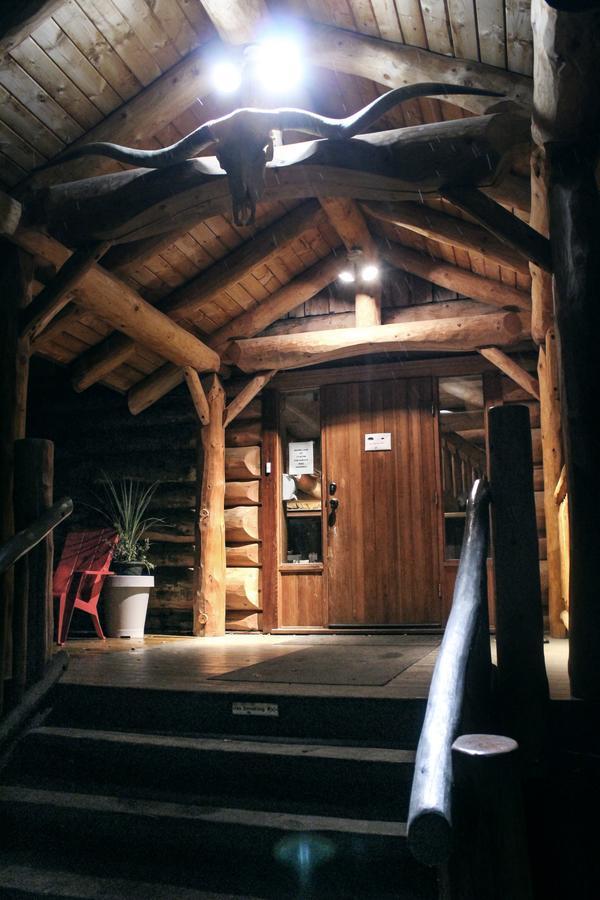 Rock Lake Lodge Rock Lake Lodge Provincial Park Екстер'єр фото